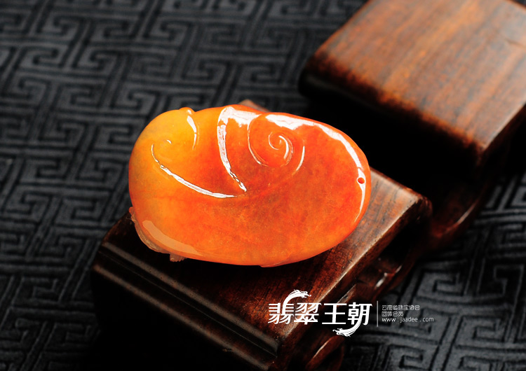 糯冰种红黄翡缅甸翡翠富贵双喜挂件