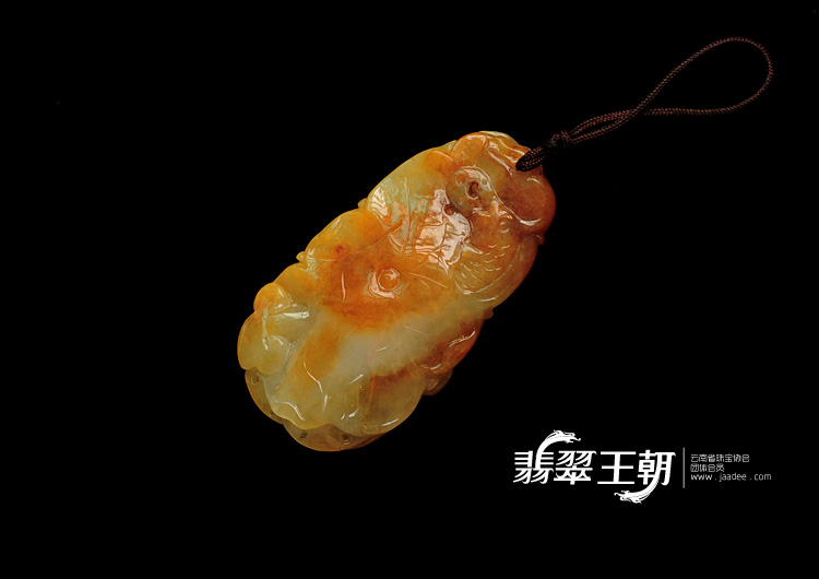 糯冰种黄翡缅甸翡翠仙鹤挂件
