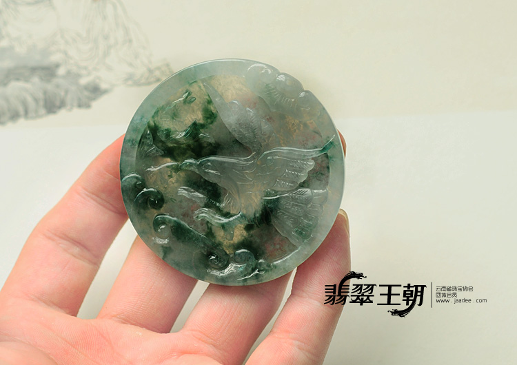 冰种飘花缅甸翡翠雄鹰展翅挂件