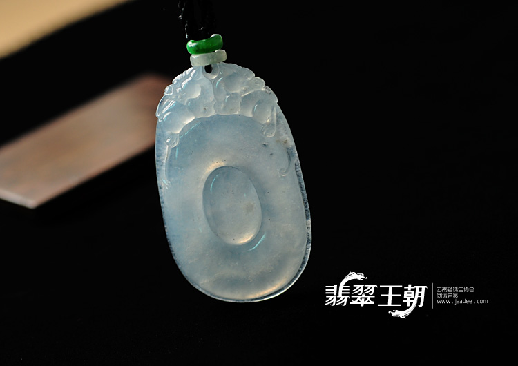 冰种缅甸翡翠福在眼前挂件