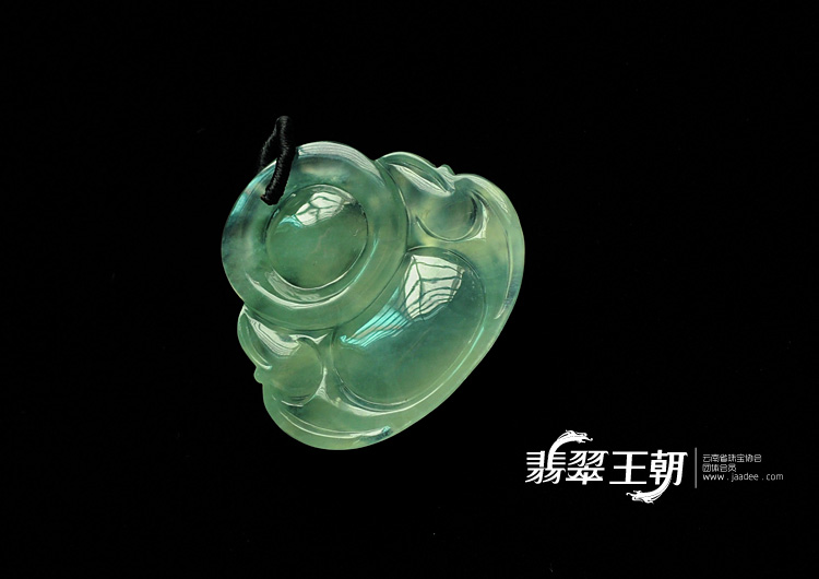 冰玻种晴水缅甸翡翠玉佛挂件
