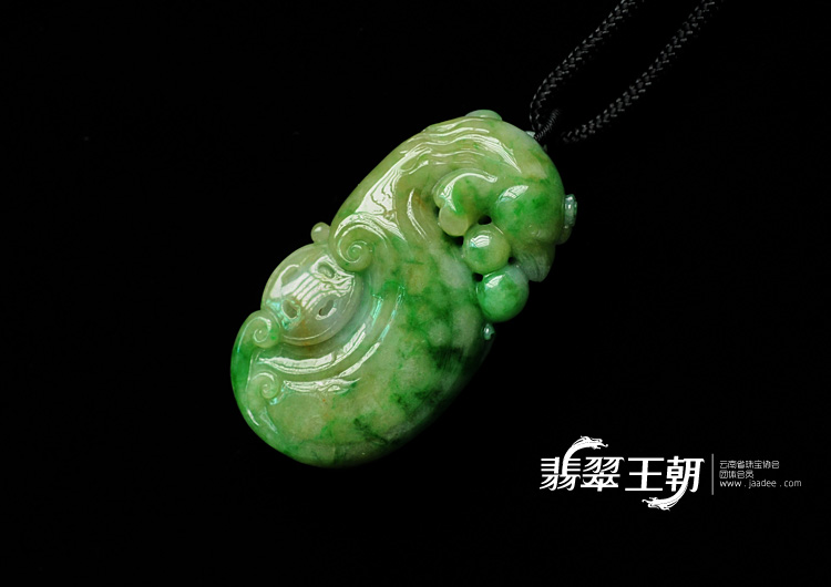 糯冰种黄加绿缅甸翡翠凤凰挂件