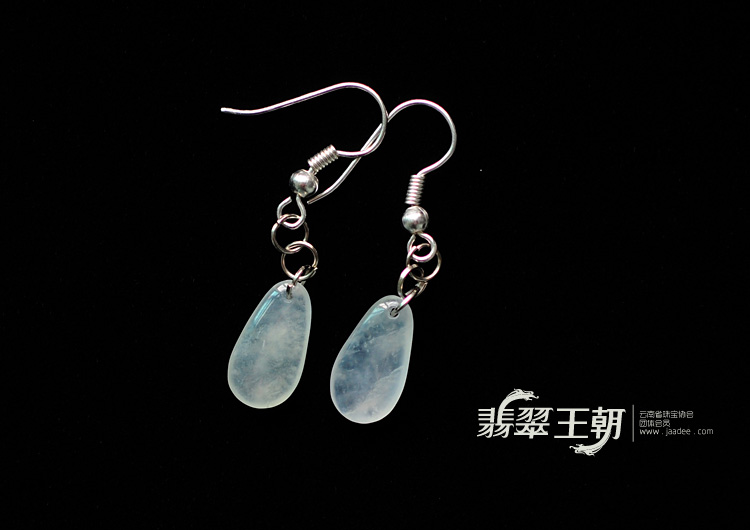 冰种淡晴水缅甸翡翠耳坠