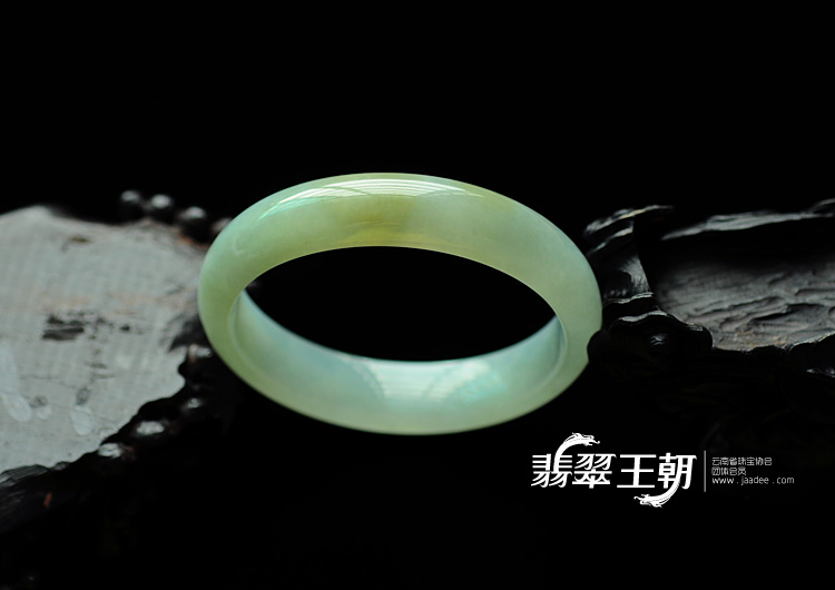 冰种晴水黄翡缅甸翡翠手镯(58.5)
