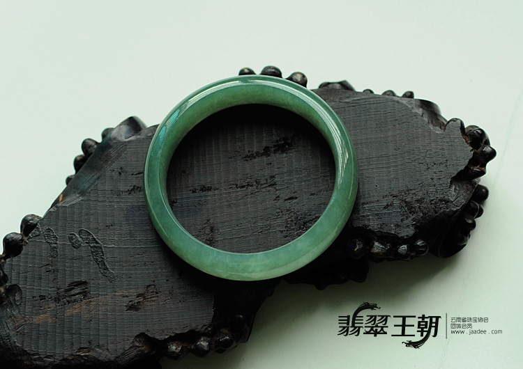 冰种油青缅甸翡翠手镯(57mm)