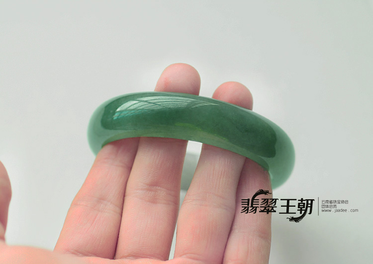 冰种油青缅甸翡翠手镯(57mm)
