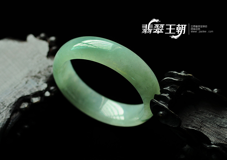 冰种晴水飘花缅甸翡翠手镯(55.7)