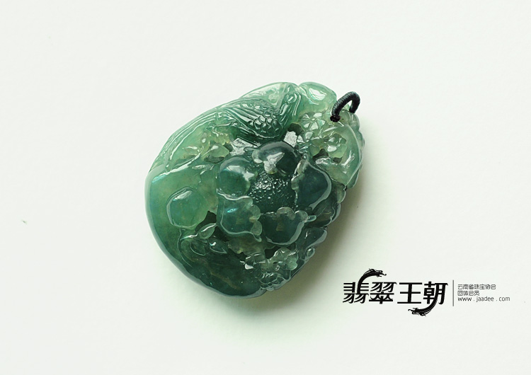 冰种油青缅甸翡翠花开富贵挂件