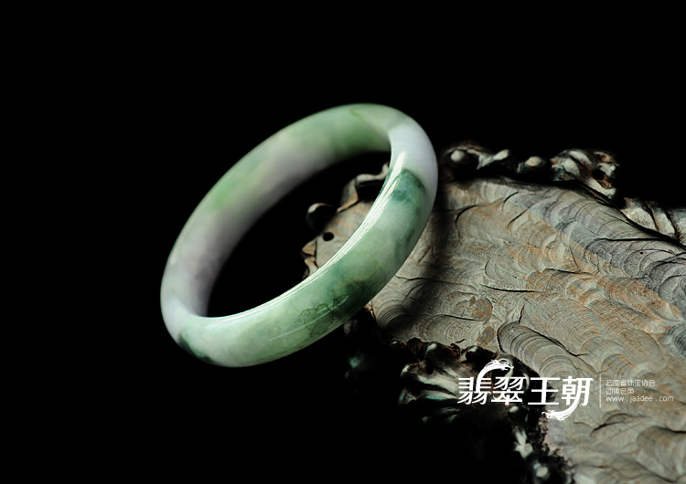 糯冰种紫罗兰飘花缅甸翡翠手镯(58.3)