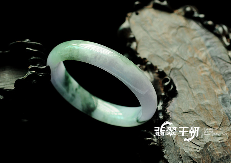 糯冰种紫罗兰飘花缅甸翡翠手镯(58.3)