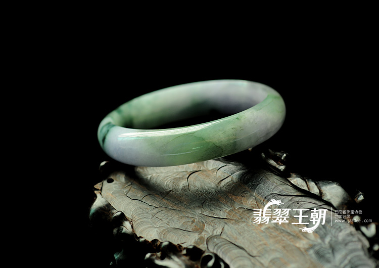 糯冰种紫罗兰飘花缅甸翡翠手镯(58.3)
