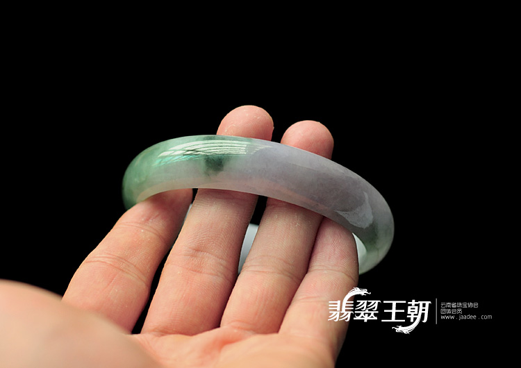 糯冰种紫罗兰飘花缅甸翡翠手镯(58.3)