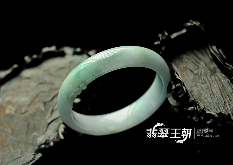 糯冰种淡紫罗兰青色缅甸翡翠手镯(56.7)