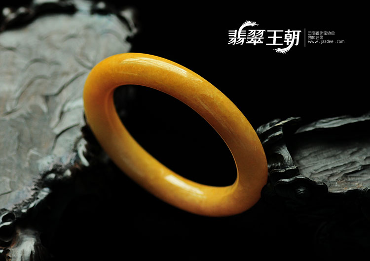 细糯种黄翡缅甸翡翠手镯(53.1)