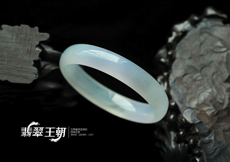 冰种紫罗兰缅甸翡翠手镯(58.4)