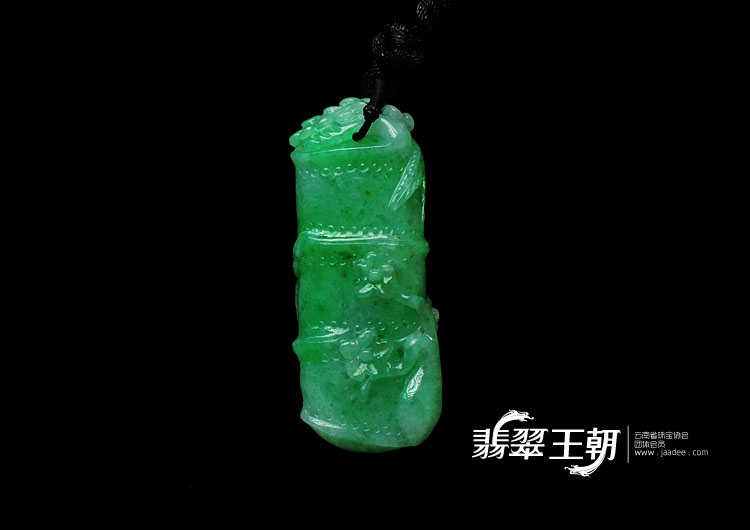糯冰种满绿翠色缅甸翡翠节节高挂件