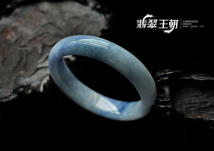 糯冰种紫罗兰缅甸翡翠手镯(57.9)