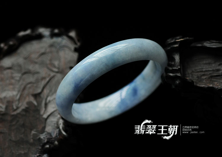糯冰种紫罗兰缅甸翡翠手镯(57.9)