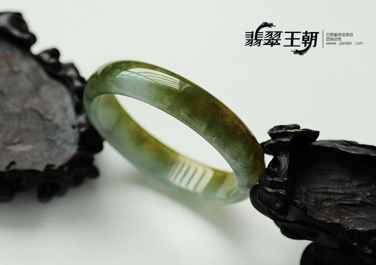 冰种黄翡缅甸翡翠手镯(57.4)