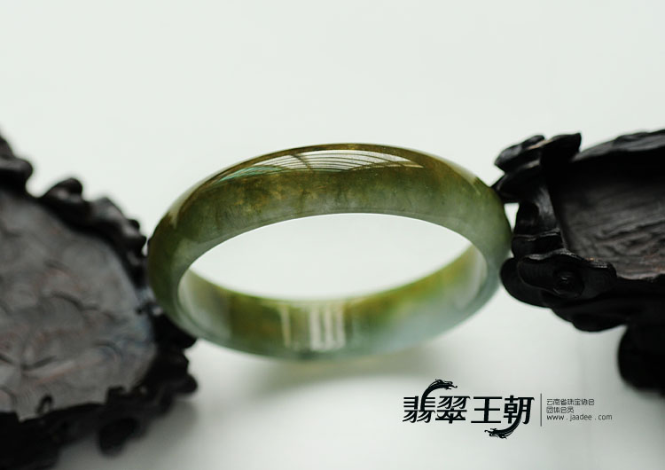 冰种黄翡缅甸翡翠手镯(57.4)