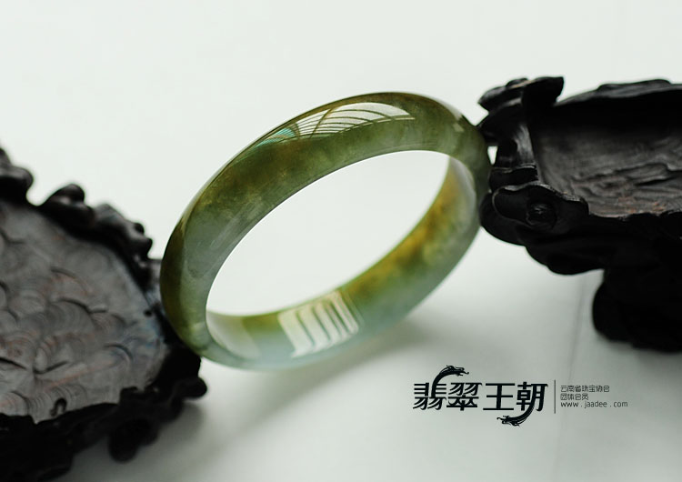 冰种黄翡缅甸翡翠手镯(57.4)