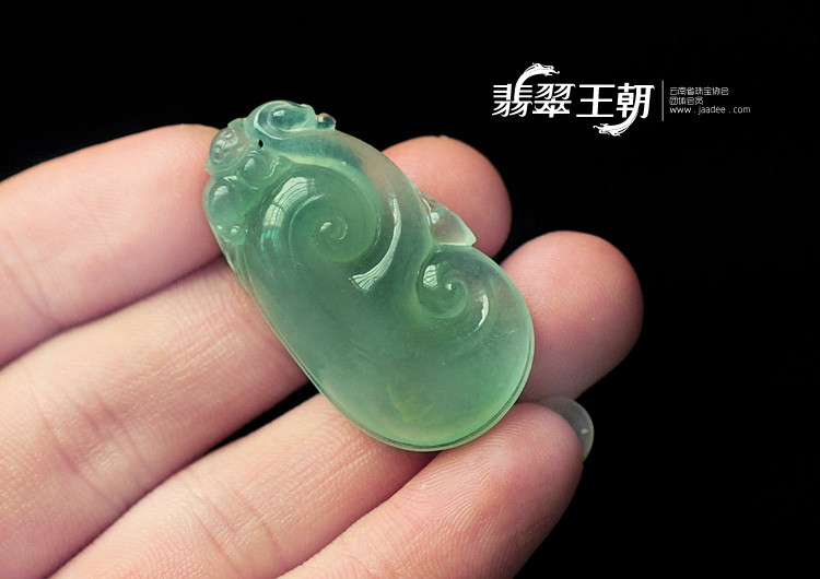 冰种晴水缅甸翡翠如意寿挂件