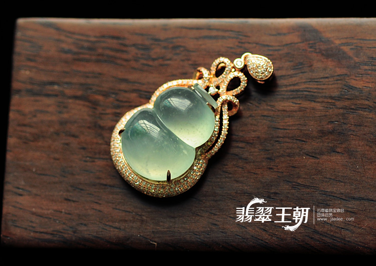 冰种晴水飘花缅甸翡翠包玫瑰金葫芦挂件(真钻)