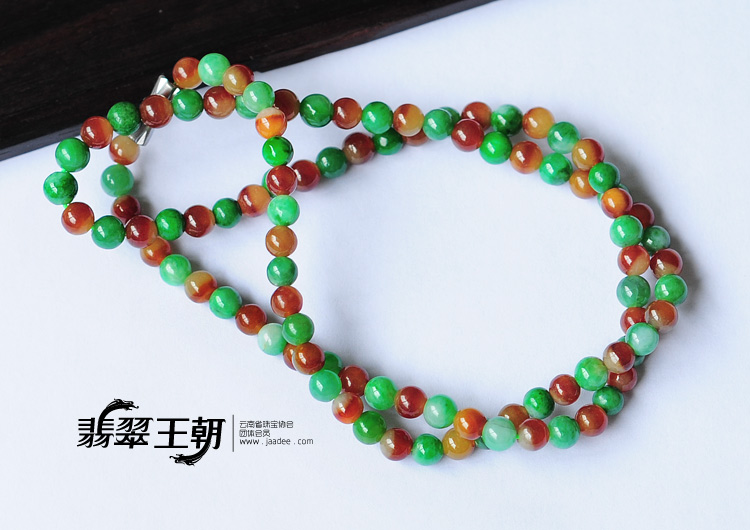 糯冰种红加绿缅甸翡翠项链（100颗）