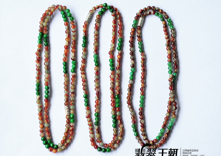 糯冰种红加绿缅甸翡翠项链（单价）