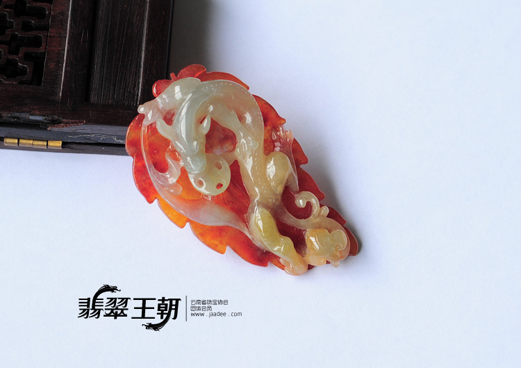 冰种红翡缅甸翡翠龙成大业挂件