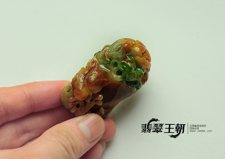 糯冰种黄加绿缅甸翡翠花开富贵挂件