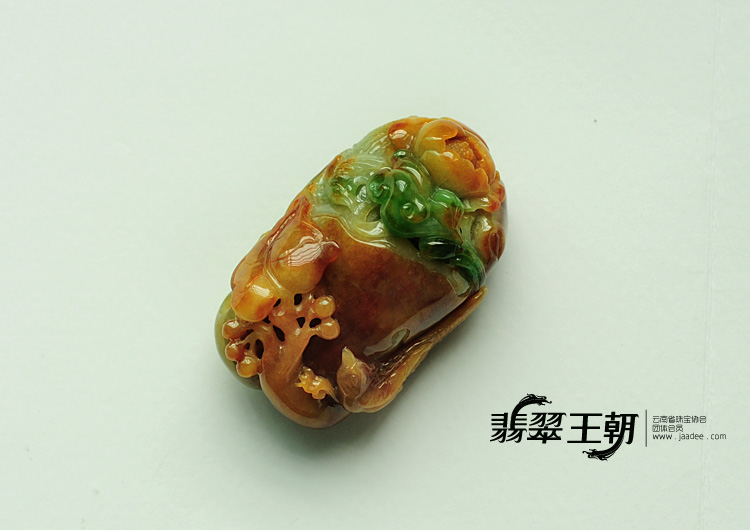 糯冰种黄加绿缅甸翡翠花开富贵挂件
