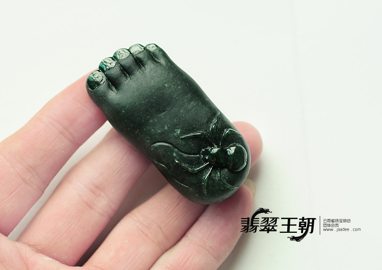 细糯种墨翠缅甸翡翠知足常乐挂件