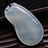 冰种飘花缅甸翡翠福瓜挂件