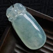 冰种晴水缅甸翡翠福瓜挂件