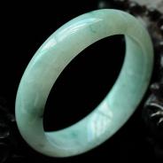 糯冰种飘花缅甸翡翠手镯（52.5mm）