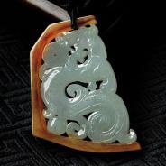 糯冰种红黄翡缅甸翡翠仿古龙挂件