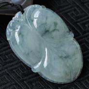 冰种飘花缅甸翡翠叶子挂件