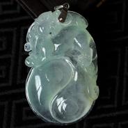 冰玻种晴水缅甸翡翠八卦貔貅挂件