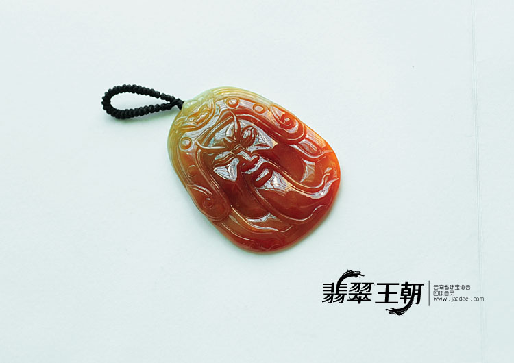 糯冰种红黄翡缅甸翡翠关公头挂件