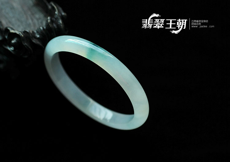 冰种飘花缅甸翡翠手镯(56.6mm)