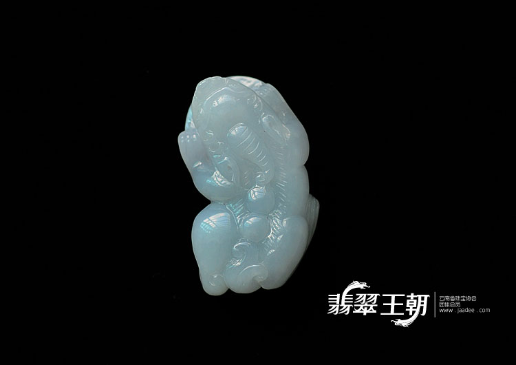 糯冰种紫罗兰缅甸翡翠貔貅挂件