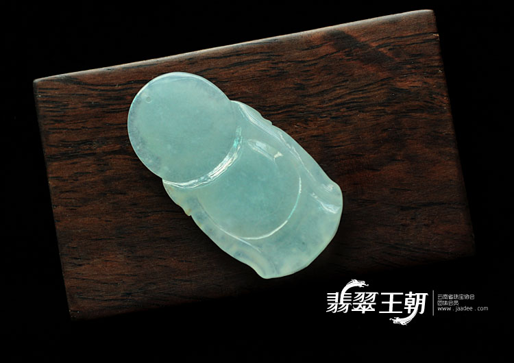 冰种晴水缅甸翡翠站佛挂件