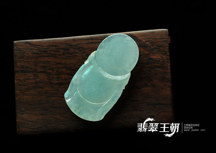 冰种晴水缅甸翡翠站佛挂件