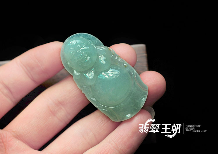 冰种晴水缅甸翡翠站佛挂件