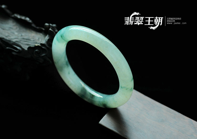 冰种飘花缅甸翡翠手镯(54.6)