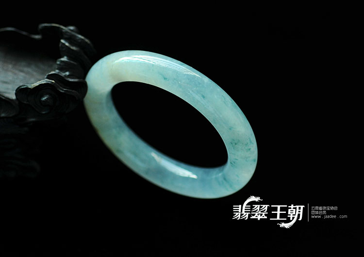 冰种飘花缅甸翡翠圆条手镯(44.3)