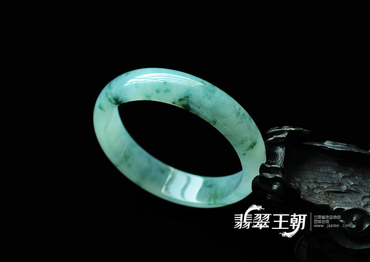冰种飘花缅甸翡翠手镯(55.9)