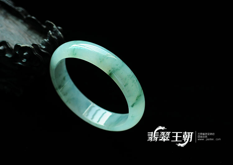 冰种飘花缅甸翡翠手镯(55)