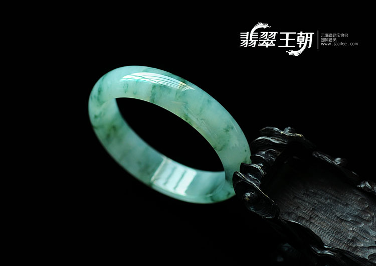 冰种飘花缅甸翡翠手镯(53)
